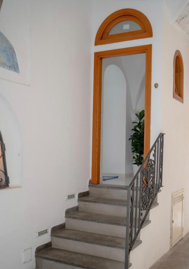 Suite Posterus 5 Capri Buitenkant foto