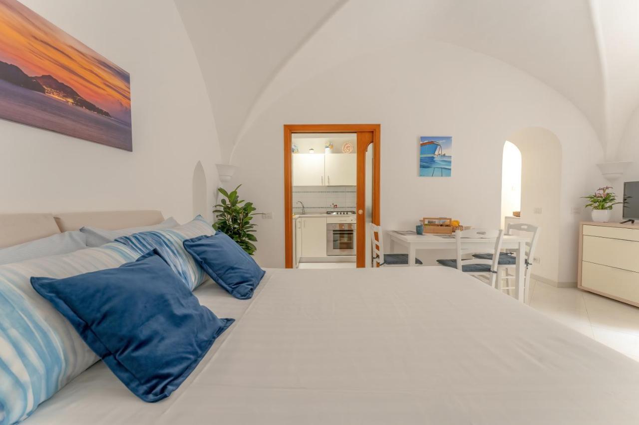 Suite Posterus 5 Capri Buitenkant foto